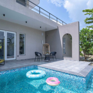 Bedroom in 3.5 BHK Apartment at Eldeco Trinity, Malesemau – for Sale