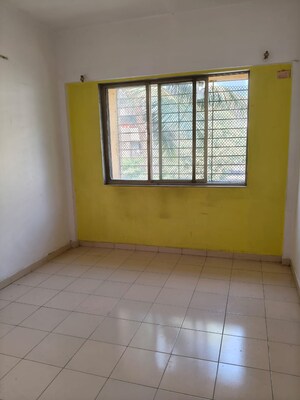 Room in 2 BHK Apartment at Apna Pariwar CHS, Nerul – for Rent