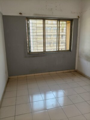 Room in 2 BHK Apartment at Apna Pariwar CHS, Nerul – for Rent