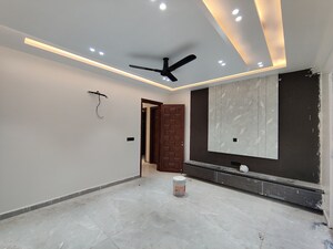 Room in 4 BHK Independent House at Green Fields Colony – for Rent