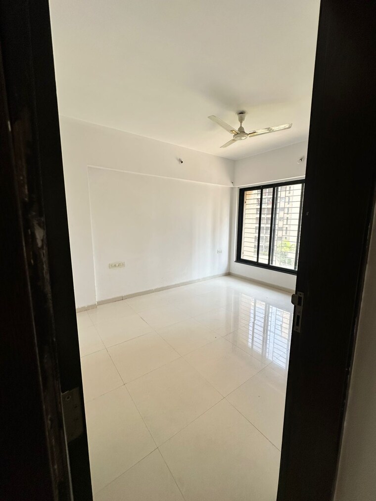 Bathroom, pride-world-city-long-island 2 Bedroom 697 Sq.Ft. Apartment In Charholi Budruk Pune 9643676