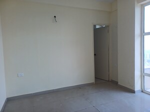 3 BHK Apartment For Rent in Pyramid Altia, Sector 70