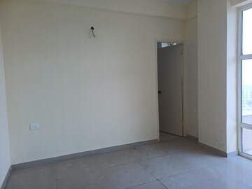 3 BHK Apartment For Rent in Pyramid Altia, Sector 70