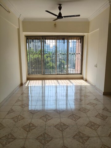 2 BHK Apartment For Rent in Safal Park, Nerul
