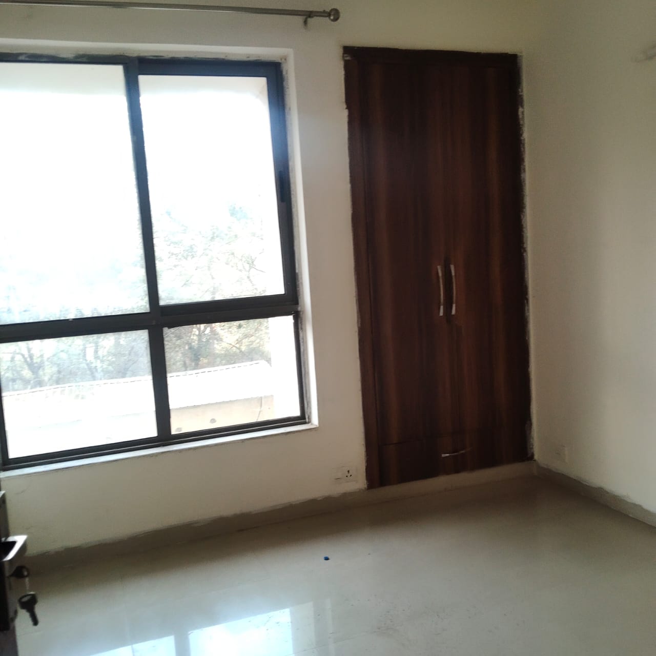 3.5 BHK Apartment For Rent in Unitech The Residences Gurgaon