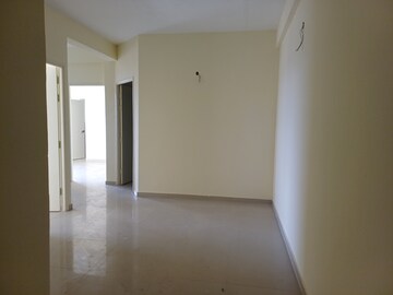 Room in 3 BHK Apartment at Pyramid Altia, Sector 70 – for Rent