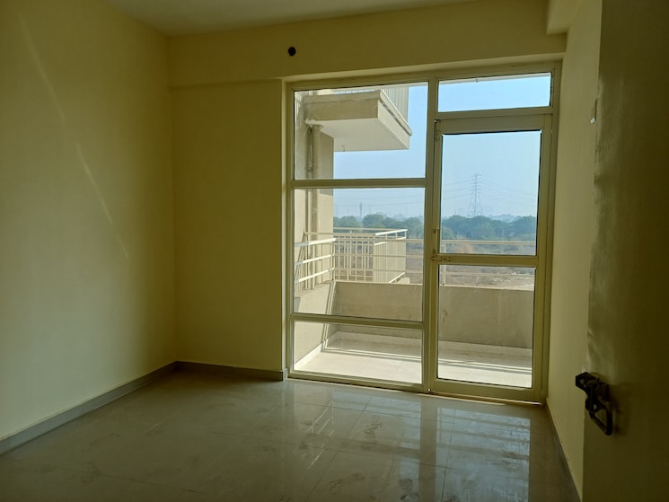 Room, pyramid-altia 3 Bedroom 645 Sq.Ft. Apartment In Sector 70 Gurgaon 9643801