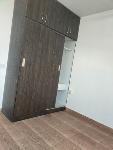 Furnished Amenities in 2 BHK Apartment at Tulip Lemon, Sector 69 – for Rent