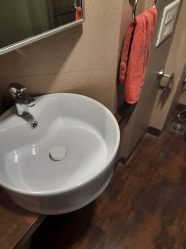 Bathroom, peddar road 1 Bedroom 620 Sq.Ft. Apartment In Peddar Road Mumbai 9643896