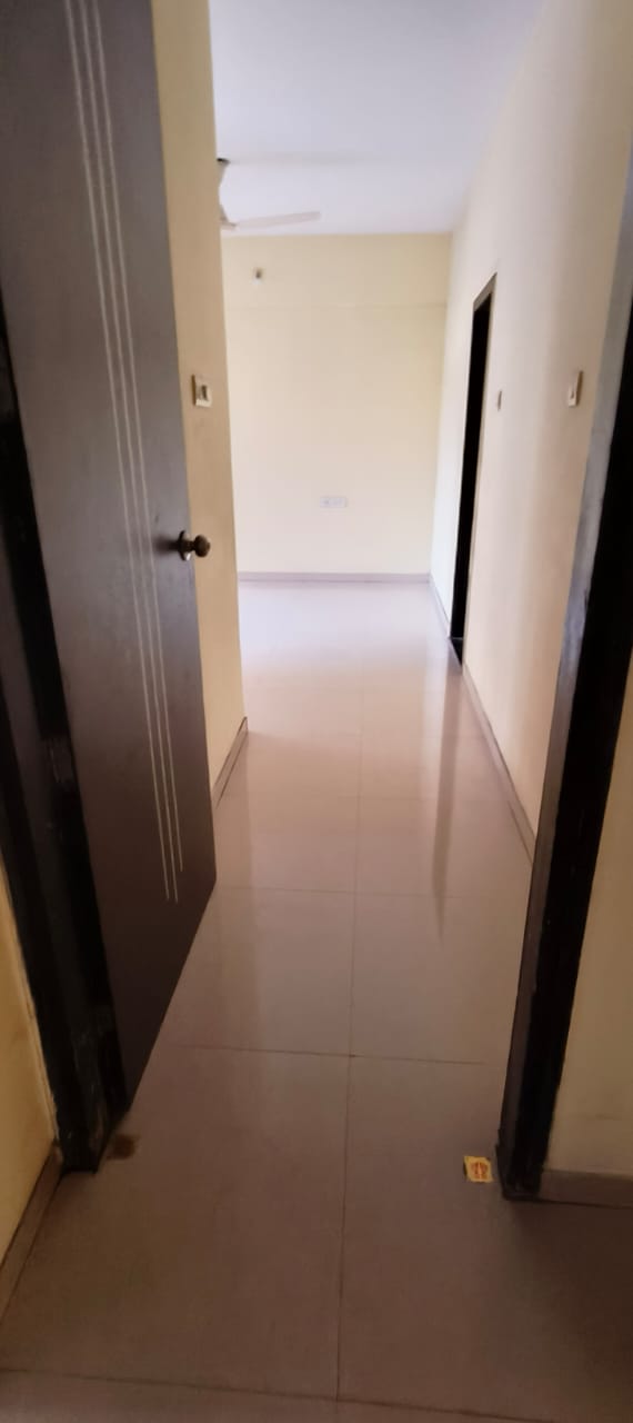 2 BHK Apartment For Rent in Tharwani Rosewood Heights
