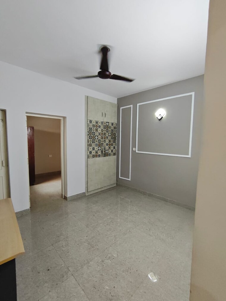 Room, rwa-apartments-sector-26 2 Bedroom 1250 Sq.Ft. Builder Floor In Sector 26 Noida 9644055