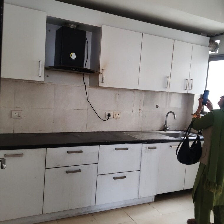 Kitchen, unitech-the-residences-gurgaon 2 Bedroom 1100 Sq.Ft. Apartment In Sector 33 Gurgaon 9644150