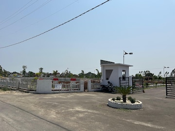  Plot – Exterior View View at Gosainganj - for Sale
