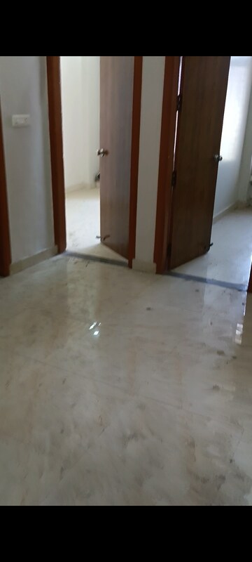 Room in 2 BHK Builder Floor at Vasundhara Sector 3 – for Rent