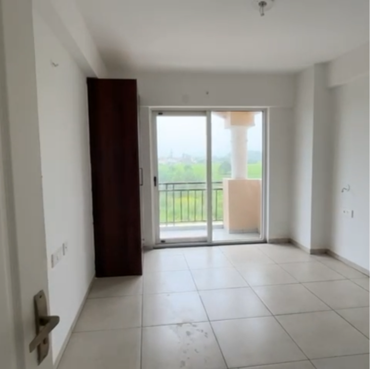 Room, nagla road 3.5 Bedroom 2251 Sq.Ft. Apartment In Nagla Road Zirakpur 9644196