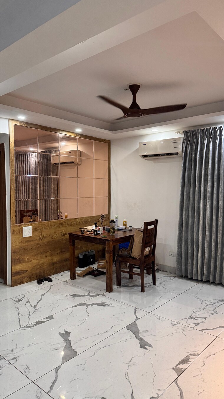 Living Room, splendor-onyx-blue 1 Bedroom 821 Sq.Ft. Apartment In Sector 142 Noida 9644180