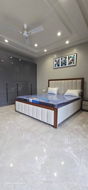 Bedroom in 1.5 BHK Apartment at Ambience Mall, Sector 24 – for Rent