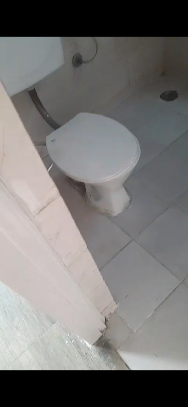 Bathroom, gaur-city-5th-avenue 2.5 Bedroom 1050 Sq.Ft. Apartment In Sector 4 Greater Noida Greater Noida 9644221