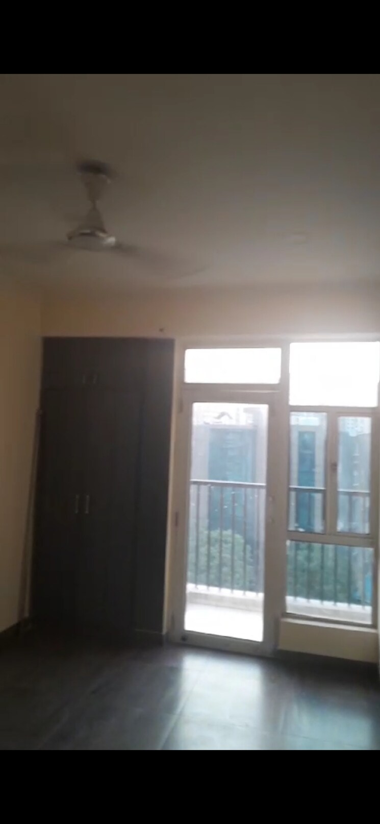 Room, gaur-city-5th-avenue 2.5 Bedroom 1050 Sq.Ft. Apartment In Sector 4 Greater Noida Greater Noida 9644221