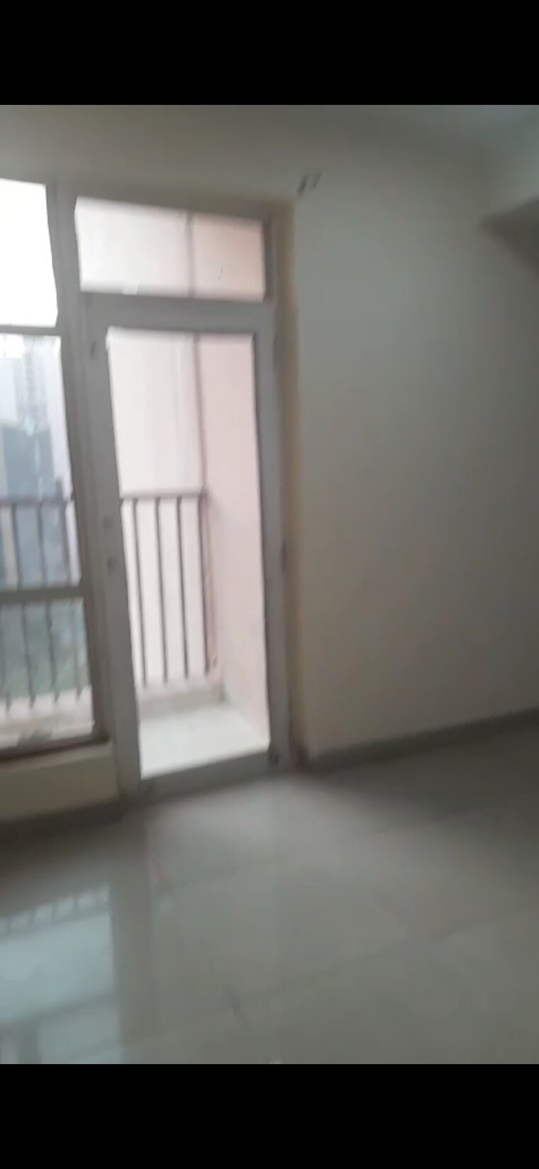 Room, gaur-city-5th-avenue 2.5 Bedroom 1050 Sq.Ft. Apartment In Sector 4 Greater Noida Greater Noida 9644221