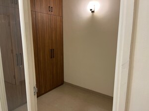 Room in 3 BHK Apartment at Emaar Emerald Estate, Sector 65 – for Rent