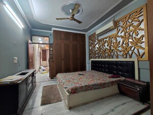 Bedroom in 3 BHK Apartment at Saket – for Rent