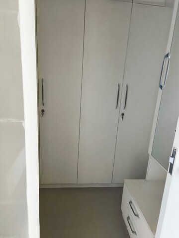 Furnished Amenities in 3.5 BHK Apartment at Emaar The Enclave, Sector 66 – for Rent