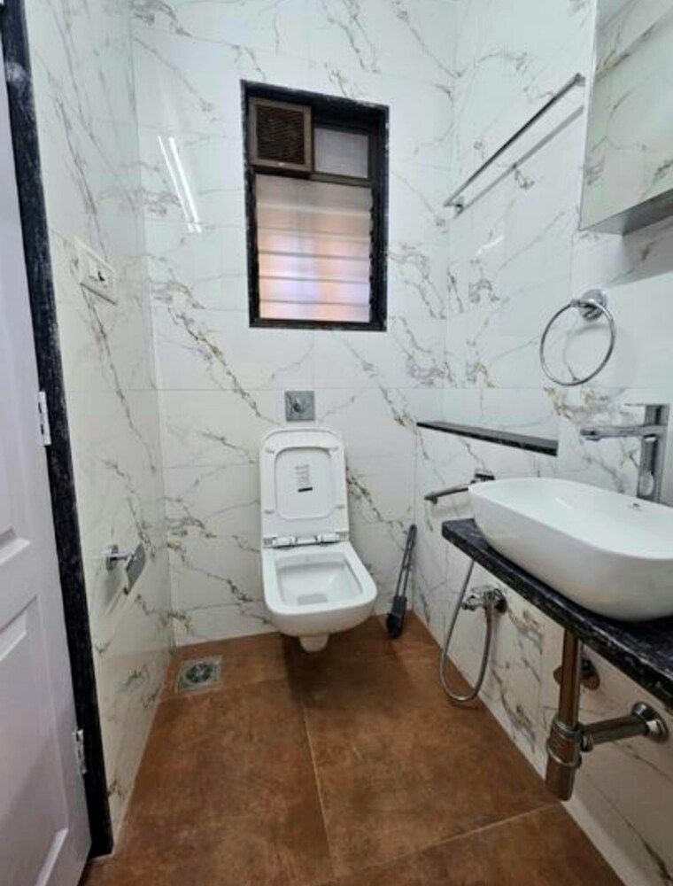 Bathroom, ganga-chs-mulund 1 Bedroom 700 Sq.Ft. Apartment In Mulund West Mumbai 9644316