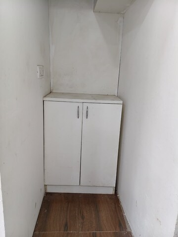 Room in  Office Space at Sector 63 – for Rent