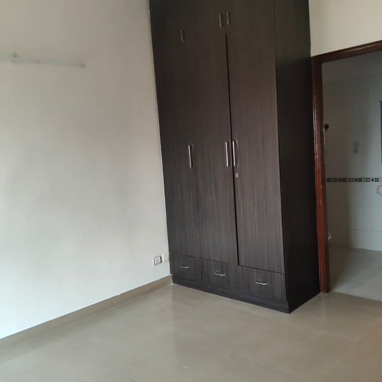 Room, ardee-city-palm-grove-heights 3.5 Bedroom 2035 Sq.Ft. Apartment In Sector 52 Gurgaon 9644366