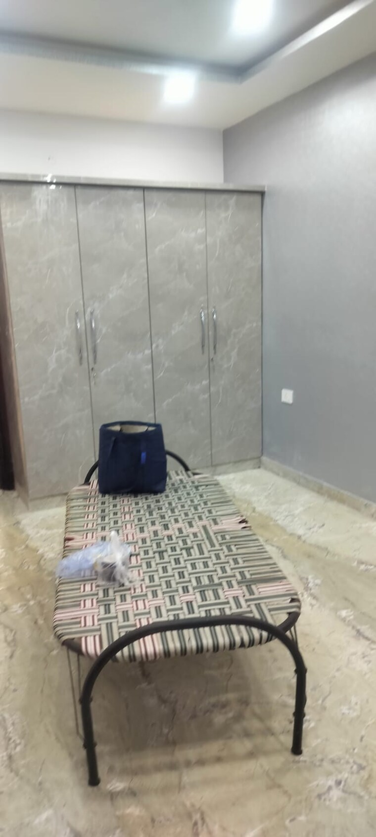 Bathroom, vaishali sector 2 2 Bedroom 90 Sq.Mt. Builder Floor In Vaishali Sector 2 Ghaziabad 9644349