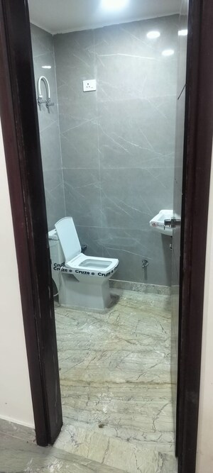 Bathroom in 2 BHK Builder Floor at Vaishali Sector 2 – for Rent