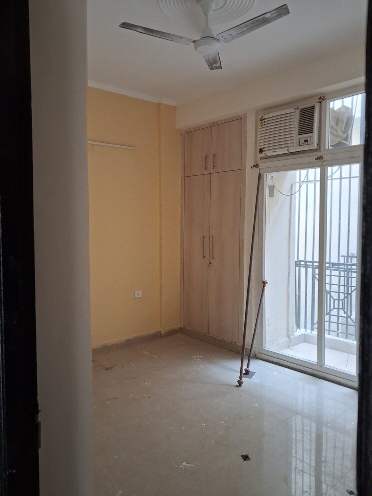 undefined, amrapali-dream-valley 3 Bedroom 1715 Sq.Ft. Apartment In Tech Zone 4 Greater Noida Greater Noida 9644368