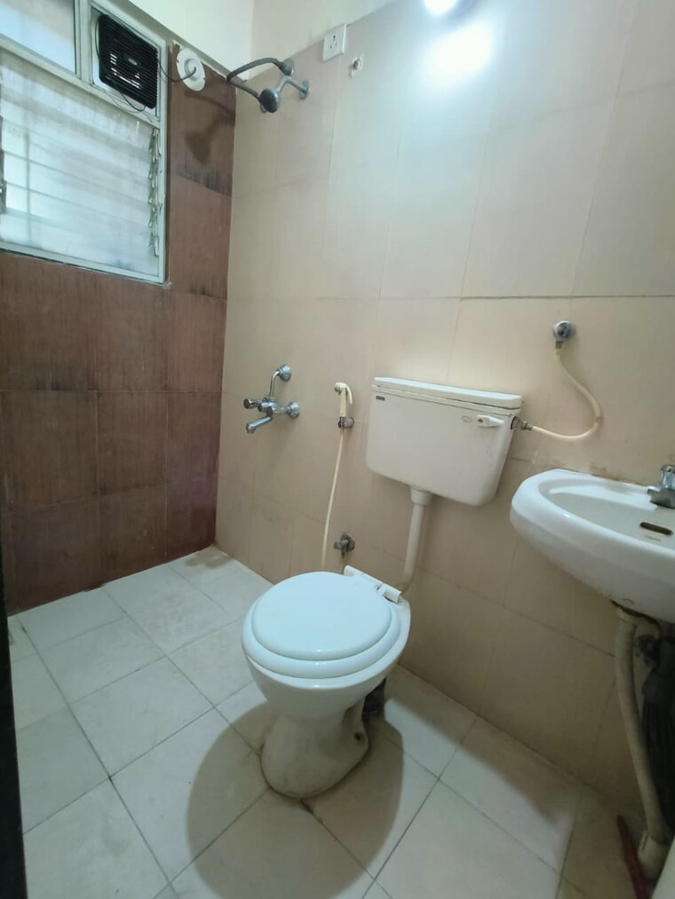 Bathroom, dhayari 1 Bedroom 655 Sq.Ft. Apartment In Dhayari Pune 9644373