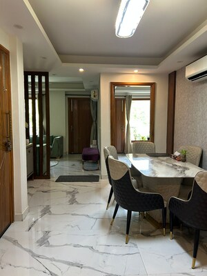 Team Area in 3 BHK Builder Floor at Vastu Apartments, Sector 55 – for Rent