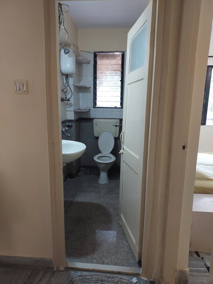 Bathroom, marol 2 Bedroom 701 Sq.Ft. Apartment In Marol Mumbai 9644355