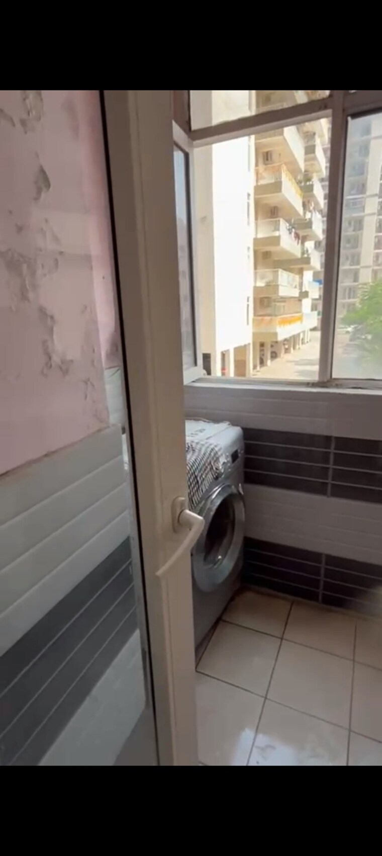 Balcony, motiaz-royal-citi 3 Bedroom 1910 Sq.Ft. Apartment In Ambala Highway Zirakpur 9644498