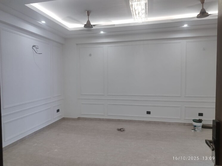 Bathroom, raj-one-good-earth 3 Bedroom 1650 Sq.Ft. Apartment In Sector 71 Gurgaon 9644473