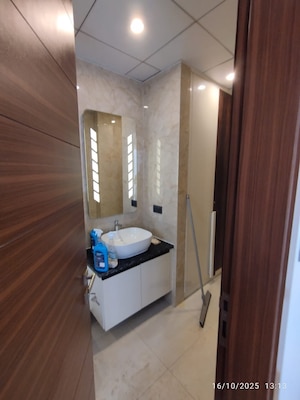 Bathroom in 3 BHK Apartment at Raj One Good Earth, Sector 71 – for Rent