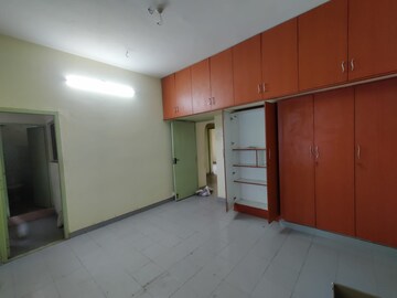 Room in 2 BHK Apartment at G K M Colony – for Sale