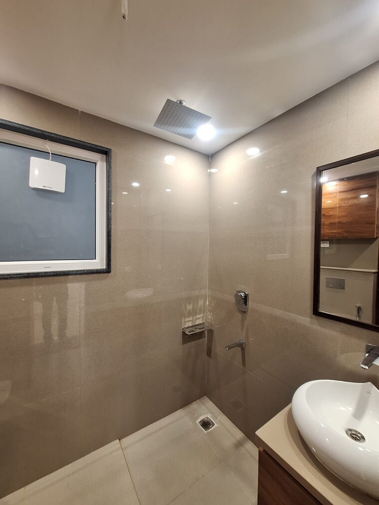 Bathroom, palam vihar 3 Bedroom 270 Sq.Ft. Builder Floor In Palam Vihar Gurgaon 9644509