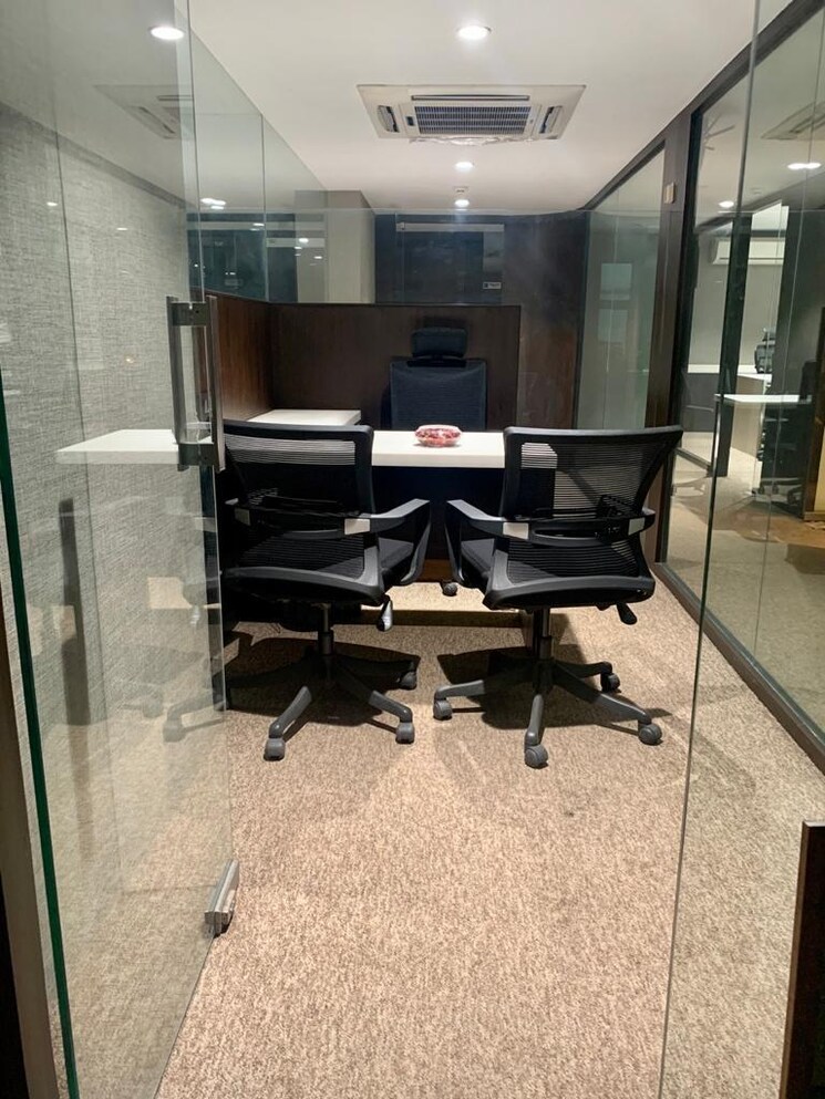 Gym, pranik-chambers Commercial Office Space 1670 Sq.Ft. In Andheri East Mumbai 9644612