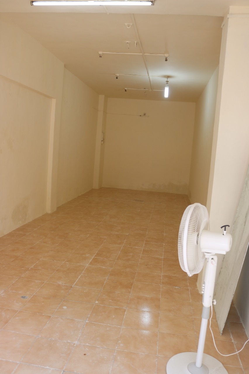 Retail Shop For Sale in Triratna CHS Borivalli