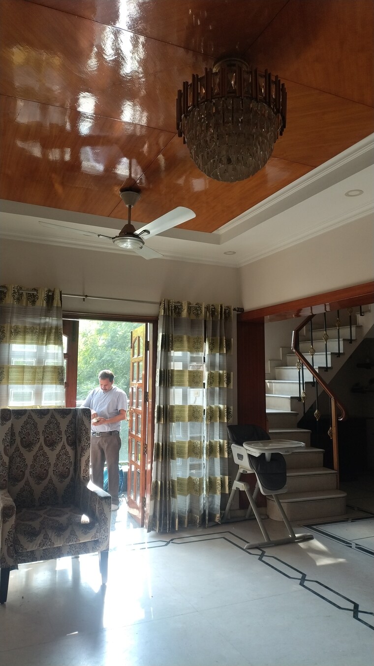 Kitchen, sheikh sarai 3 Bedroom 1500 Sq.Ft. Builder Floor In Sheikh Sarai Delhi 9644668