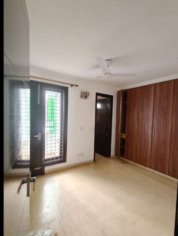 Room in 1 BHK Apartment at Goel Sai Ganga, Undri – for Rent