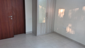 Room in 2 BHK Apartment at Brigade Parkside East, Sarjapur Road – for Rent