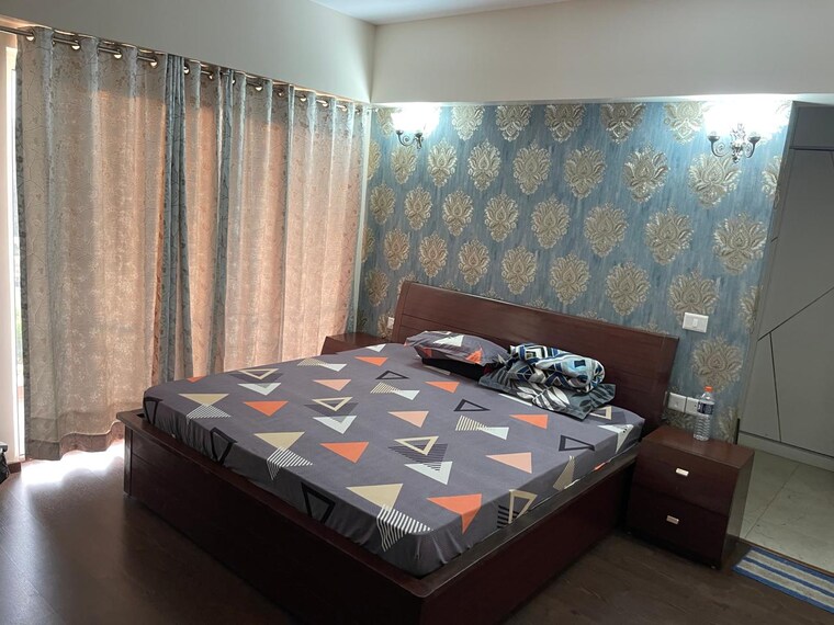 Master Bedroom, gomti nagar 4 Bedroom 2500 Sq.Ft. Apartment In Gomti Nagar Lucknow 9644733