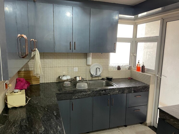 Kitchen, gomti nagar 4 Bedroom 2500 Sq.Ft. Apartment In Gomti Nagar Lucknow 9644733