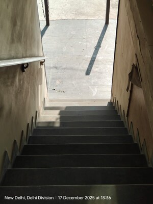 Balcony in  Showroom at Sector 29 – for Rent