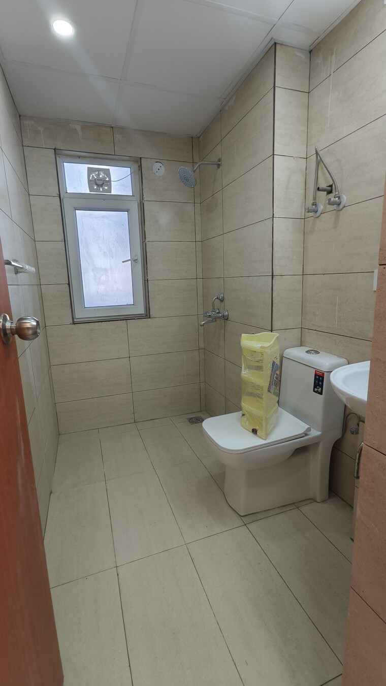 Bathroom, tata-eureka-park 3 Bedroom 1575 Sq.Ft. Apartment In Sector 150 Noida 9644803